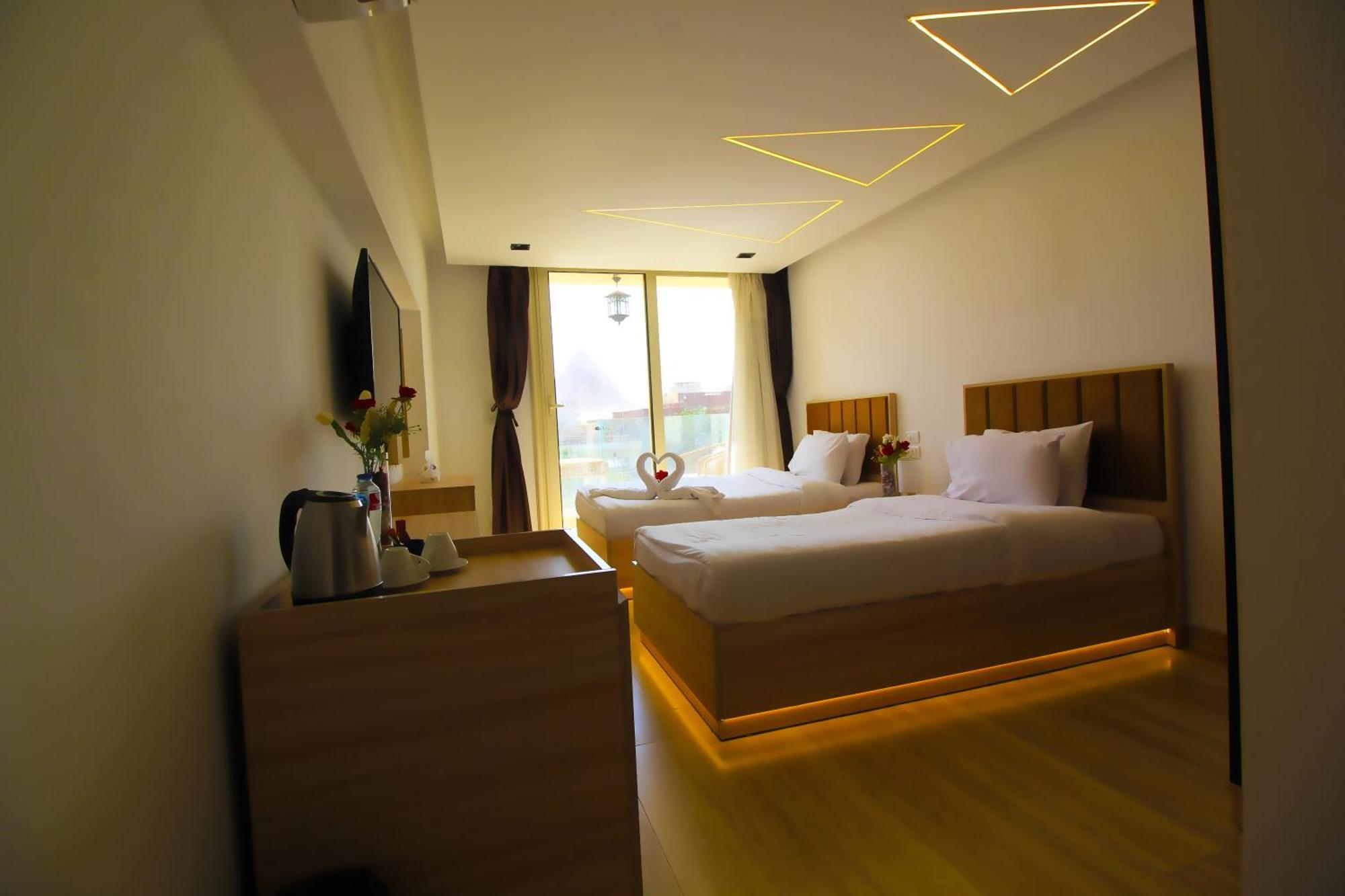 The Platinum Pyramid View Inn Kafrat al Jabal Exterior foto