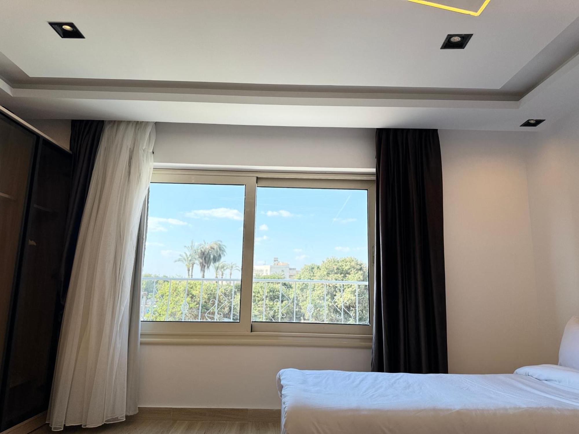 The Platinum Pyramid View Inn Kafrat al Jabal Exterior foto